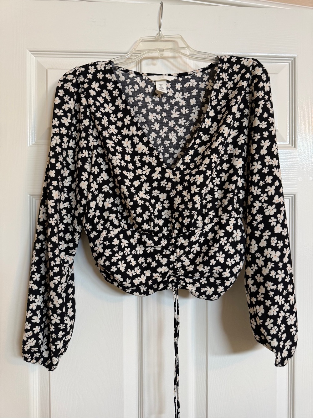 H&M Black White Floral V-Neck Drawstring Top S